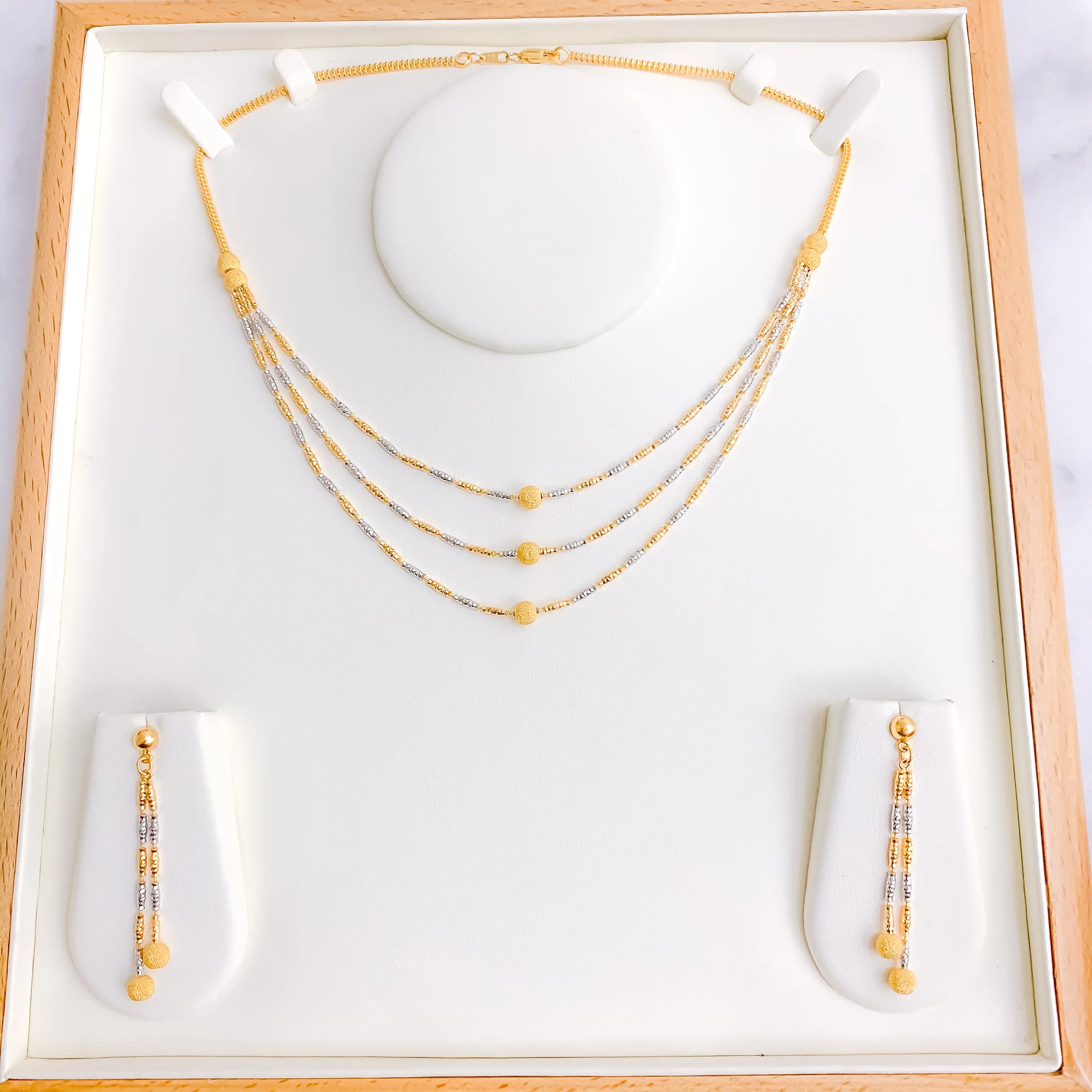 Alternating Two-Tone Necklace Set